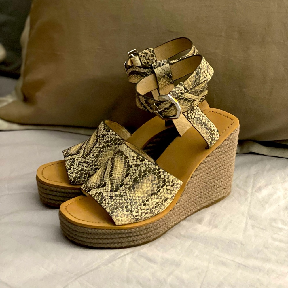Louise et cie wedges